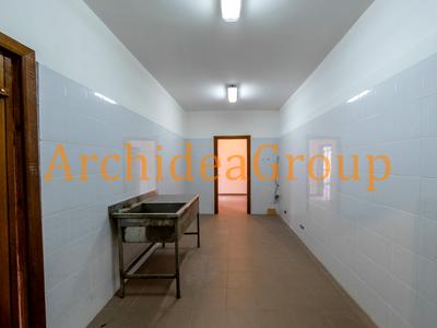 комерційна за адресою Заводська, 36Б