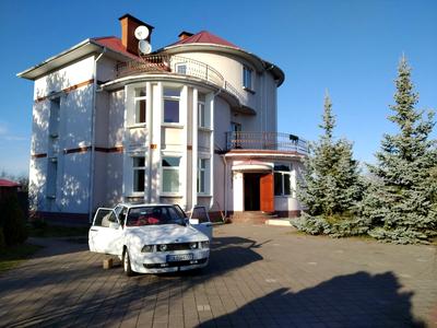 будинок за адресою Анатолія Солов'яненка вул.