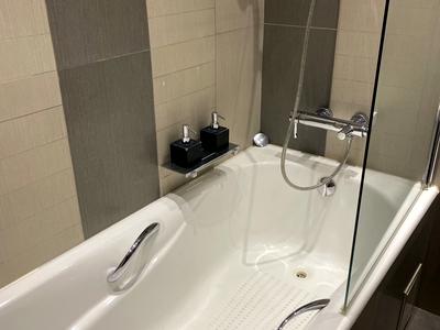 квартира за адресою Анни Ахматової вул., 35-А