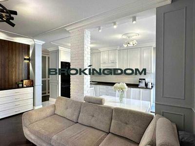 квартира за адресою Регенераторна вул., 4