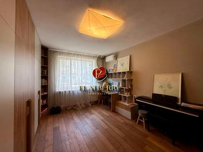квартира по адресу Межигорская ул., 28