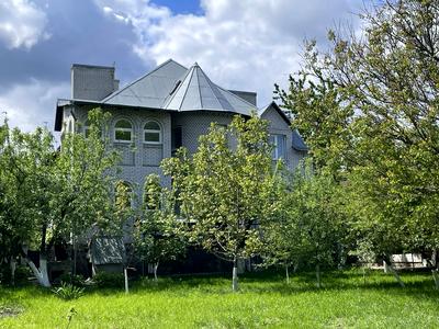 будинок за адресою с. Крюківщина, Квіткова вул., 3