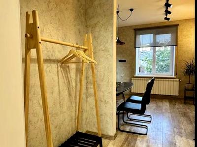 квартира за адресою Святослава Караванського вул. (Жуковського), 24
