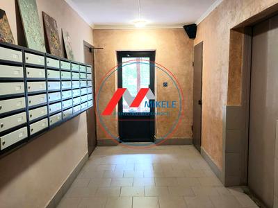 квартира за адресою Леся Курбаса просп., 12