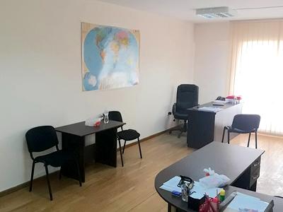 комерційна за адресою Вице Адмирала Жукова, 3/7