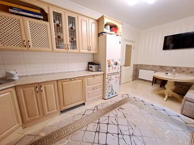 квартира по адресу Лепкого, 8