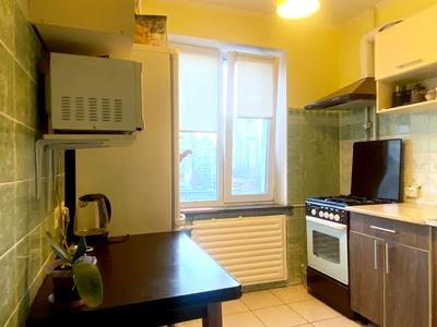 квартира за адресою Київ, Богатирська вул., 20
