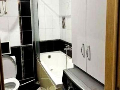 квартира за адресою Дніпровська набережна вул., 25