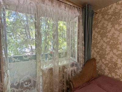 квартира за адресою Космонавтів вул., 18