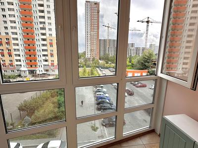 квартира за адресою Софії Русової вул., 7