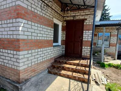 будинок за адресою Шкільна