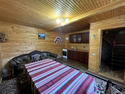 будинок за адресою с. Микуличин, 1-го травня