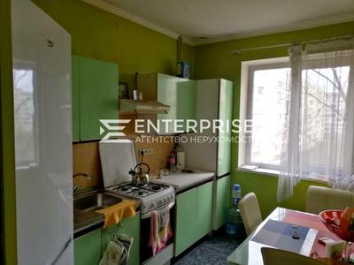 квартира за адресою Озерна вул., 14
