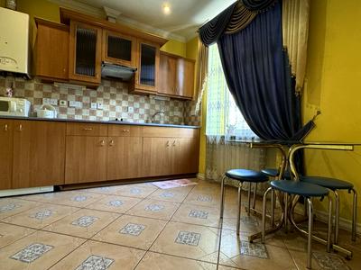 квартира за адресою проспект Чорновола, 1