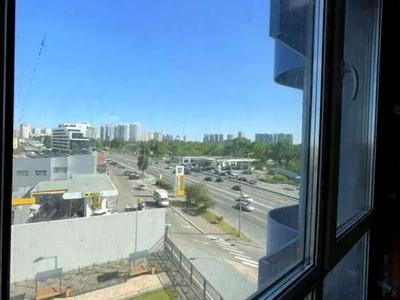 квартира за адресою Дніпровська набережна вул., 17В