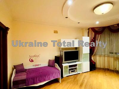 квартира по адресу Миколы Бажана просп., 10