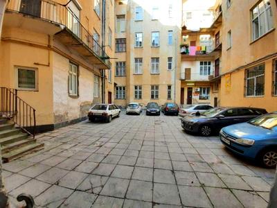 квартира за адресою Івана Франка вул., 3