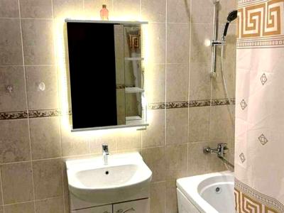 квартира за адресою Батумська вул., 48