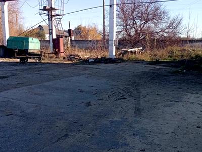комерційна за адресою вул.Дзержинського, 64