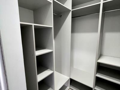 квартира за адресою Добровольців пров., 3