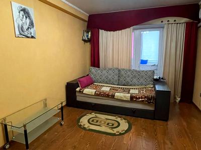 квартира по адресу Ореста Левицкого ул. (Академіка Курчатова), 8