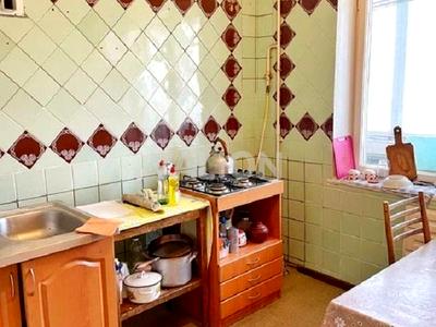 квартира за адресою Дніпровська набережна вул., 11-А