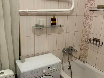квартира по адресу Строителей ул., 12