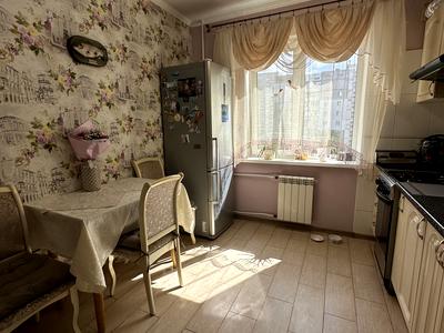 квартира за адресою Сержа Лифаря вул. (Олександра Сабурова), 1