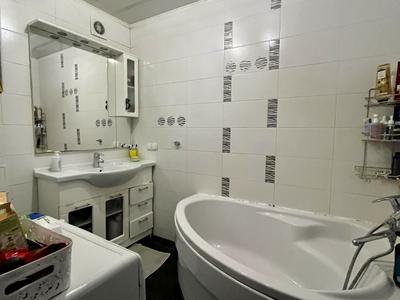 квартира за адресою Героїв Крут вул. (Валентини Терешкової), 52