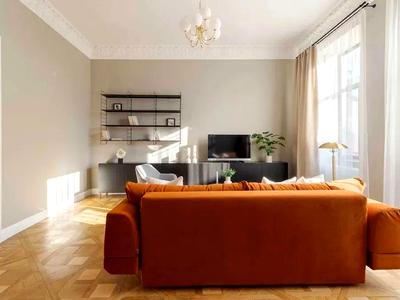 квартира по адресу Мартовича ул., 8