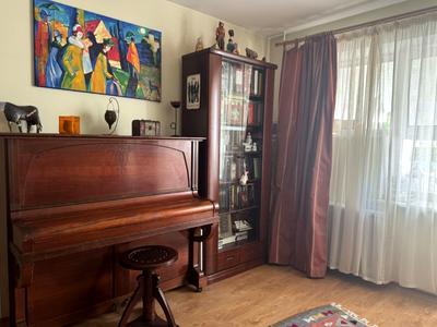 квартира за адресою Почайнинська вул., 13/9