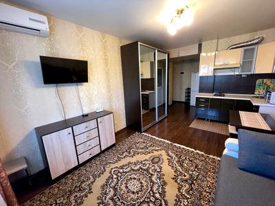 квартира за адресою Платанова вул., 82