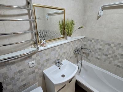 квартира за адресою Братська вул., 12