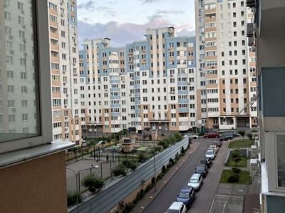 квартира за адресою Сергія Данченка вул., 32