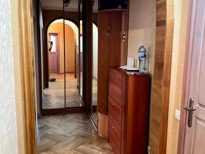 квартира по адресу Николая Ушакова ул., 20-А