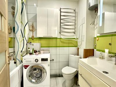 квартира за адресою Регенераторна вул., 4 к10