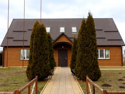 комерційна за адресою с. Фастівець, Шевченка, 1