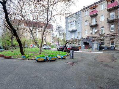коммерческая по адресу Золотоворотская ул., 2-А