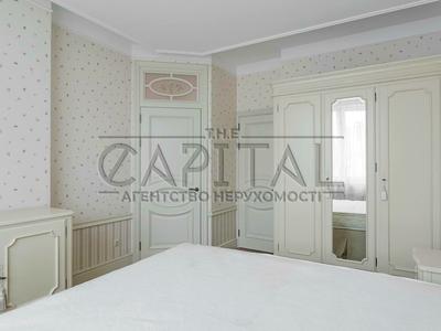 квартира за адресою Шота Руставелі вул., 44