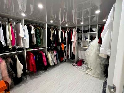 квартира за адресою Білогірська вул., 18в