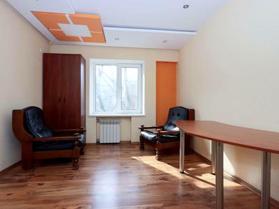 квартира по адресу Чаривная ул., 38