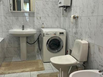 квартира за адресою Заньковецької вул., 4