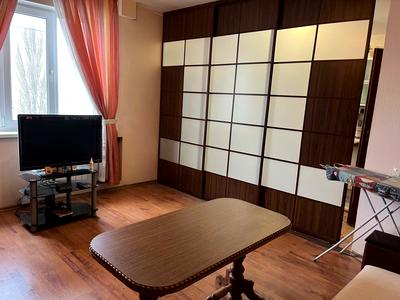квартира за адресою Автозаводська вул., 7б