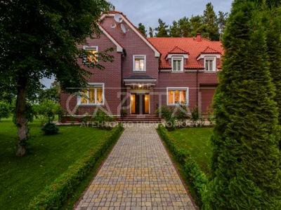 дом по адресу Столичное шоссе, 215