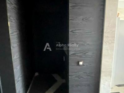 комерційна за адресою Спортивна пл., 1а
