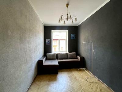 квартира за адресою Джерельна вул., 34