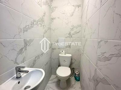 квартира за адресою клубна, 10