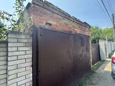 будинок за адресою Парникова вул., 9