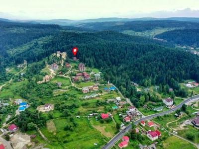 дом по адресу Євгена Коновальця ул., 13