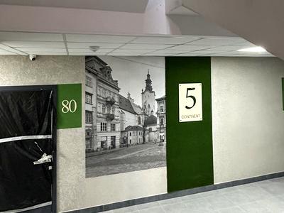 квартира за адресою вул. Роксоляни, 1
